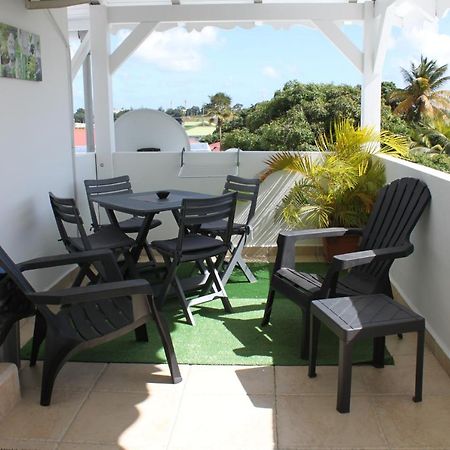 Lauraym 1 Hotell Baie-Mahault Exteriör bild
